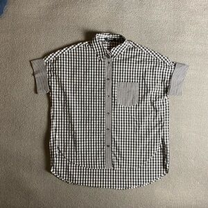 MadeWell Women’s oversized Black and White Checkered Button Up